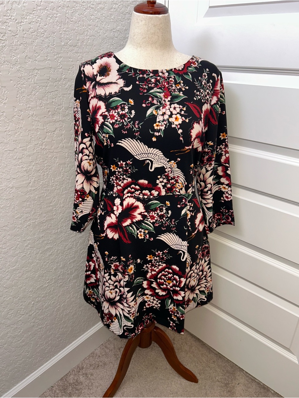 New, Nicole Miller New York Floral Crane Print 3/4 Length Sleeve Dress